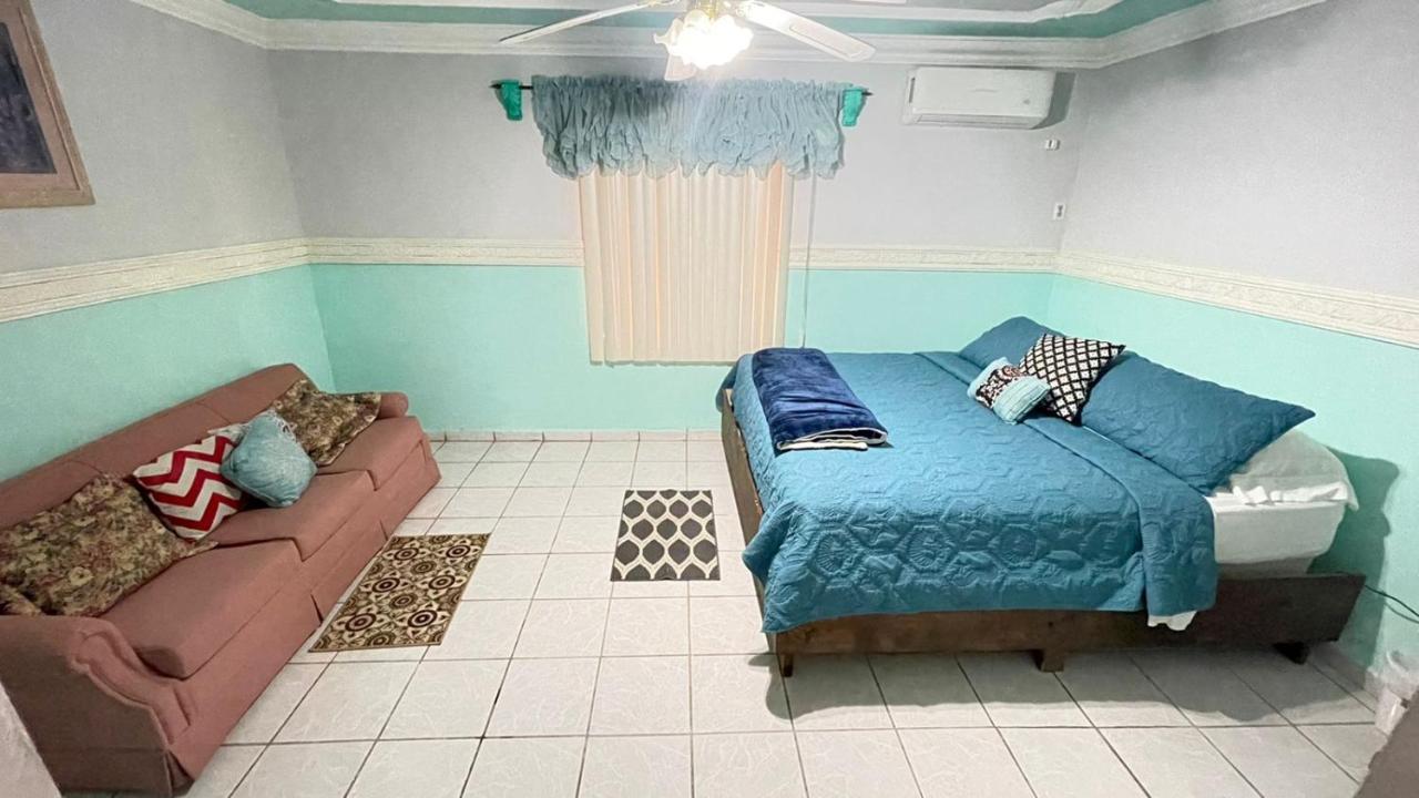 Brenda alicia Puerto Peñasco Exterior foto